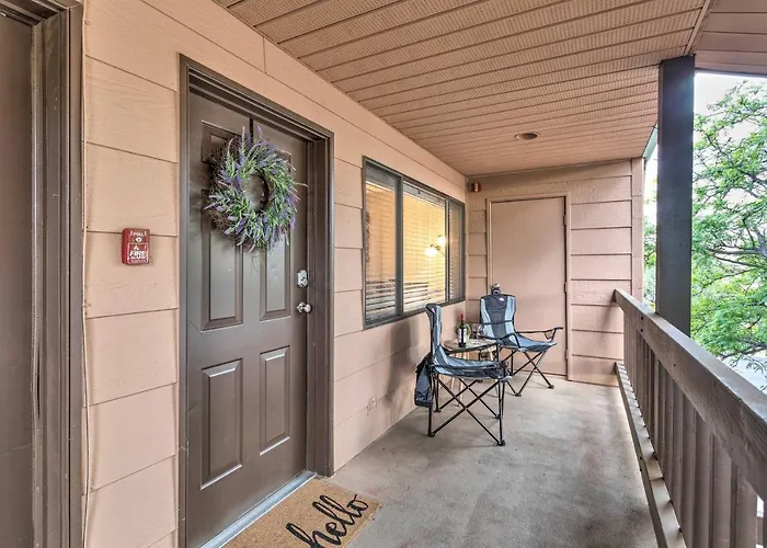 Pool Access & Private Deck: In Sedona
