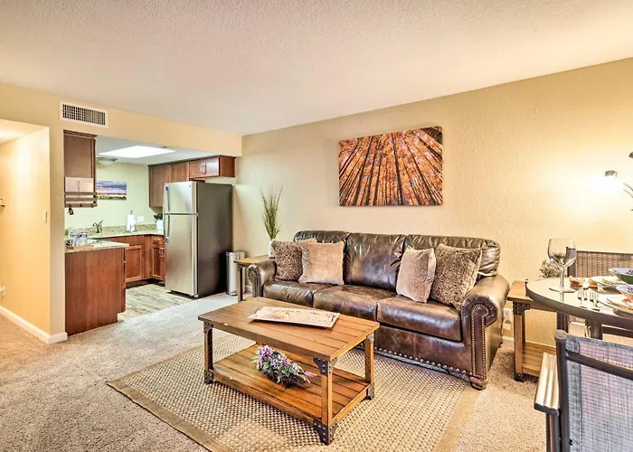 Holiday home Pool Access & Private Deck: In Sedona